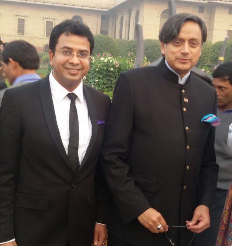 Dr. Animesh Agarwal with Dr. Shashi Tharoor